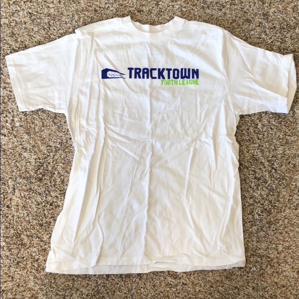 White nike shirt